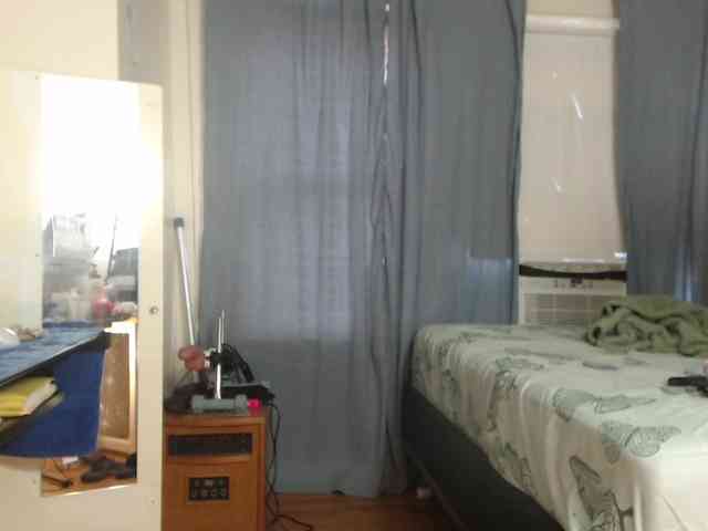FIXMYASSTOO webcam