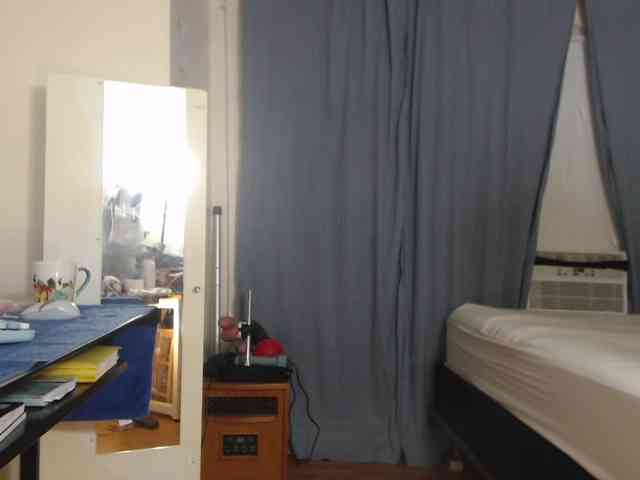 FIXMYASSTOO webcam