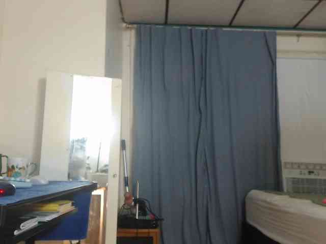 FIXMYASSTOO webcam