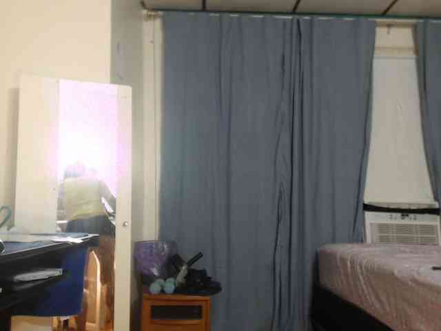 FIXMYASSTOO webcam