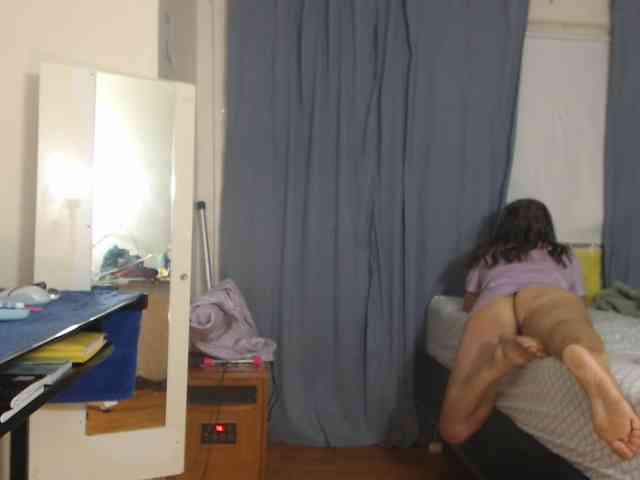 FIXMYASSTOO webcam