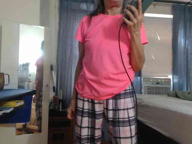 FIXMYASSTOO webcam