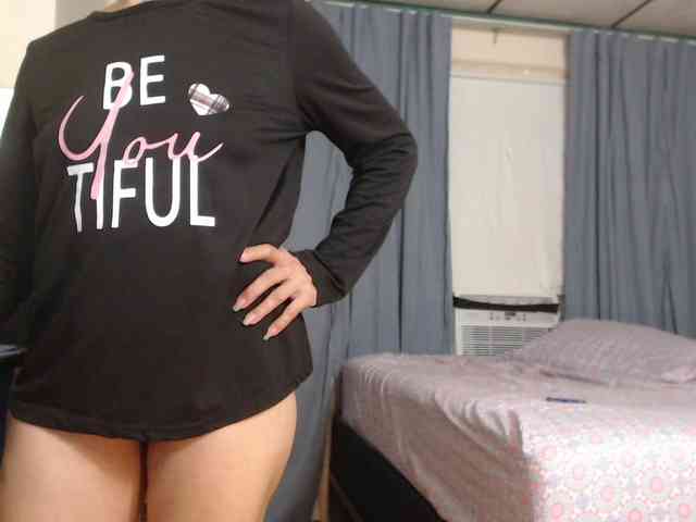 FIXMYASSTOO webcam