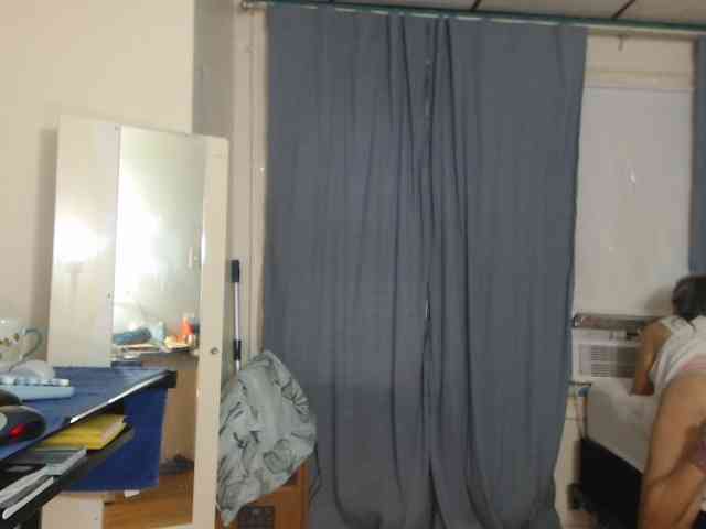 FIXMYASSTOO webcam
