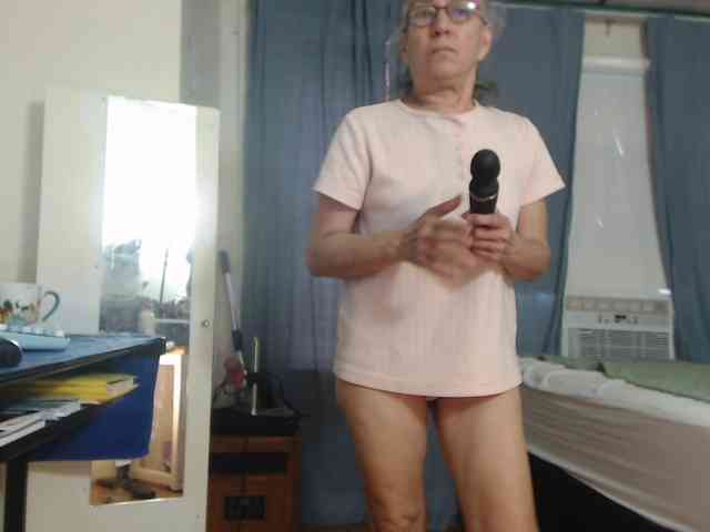 FIXMYASSTOO webcam