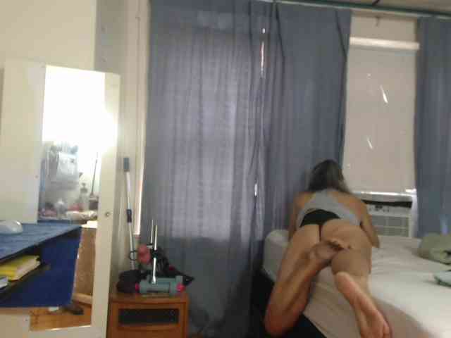 FIXMYASSTOO webcam