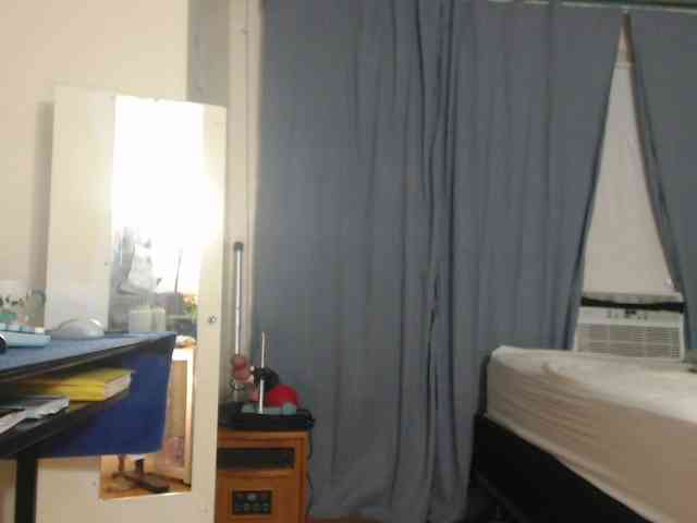 FIXMYASSTOO webcam
