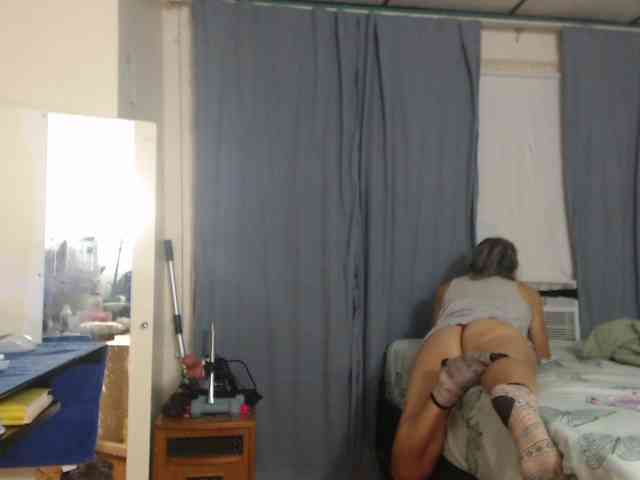 FIXMYASSTOO webcam