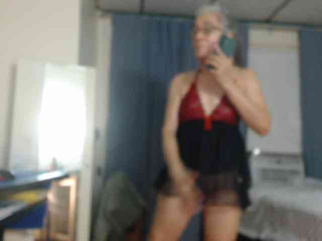 FIXMYASSTOO webcam