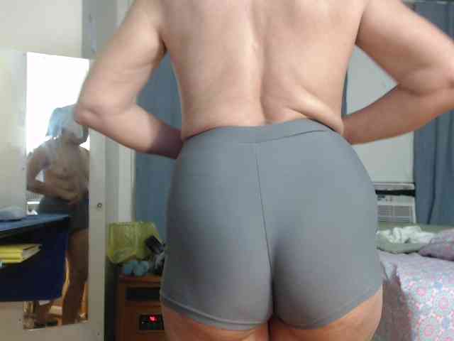 FIXMYASSTOO webcam