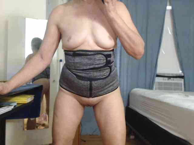 FIXMYASSTOO webcam