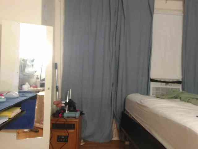 FIXMYASSTOO webcam