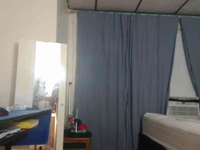 FIXMYASSTOO webcam