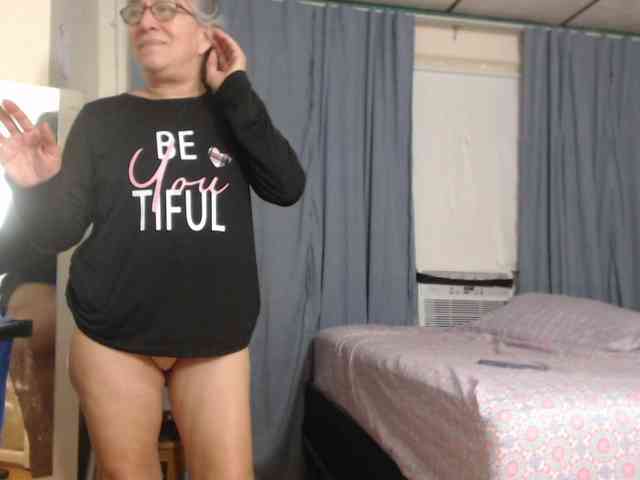 FIXMYASSTOO webcam