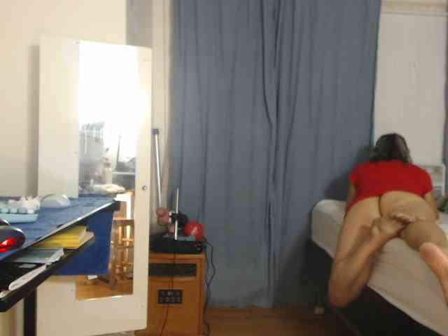 FIXMYASSTOO webcam