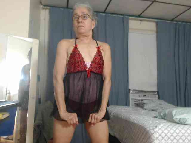 FIXMYASSTOO webcam