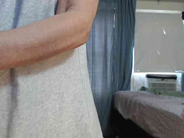 FIXMYASSTOO webcam