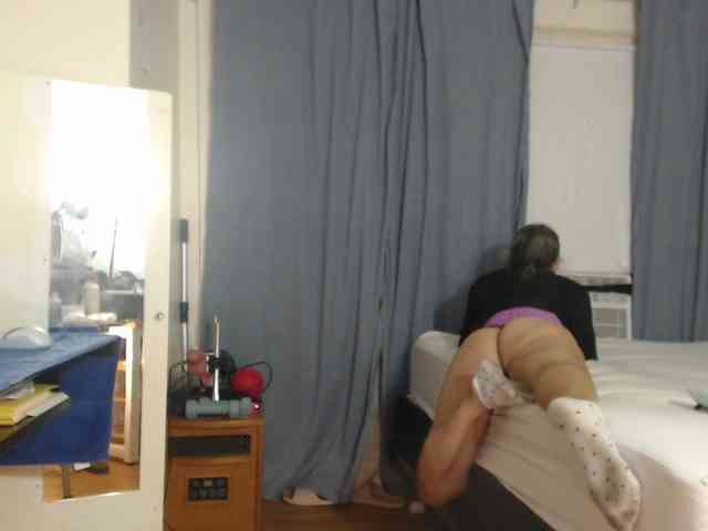 FIXMYASSTOO webcam