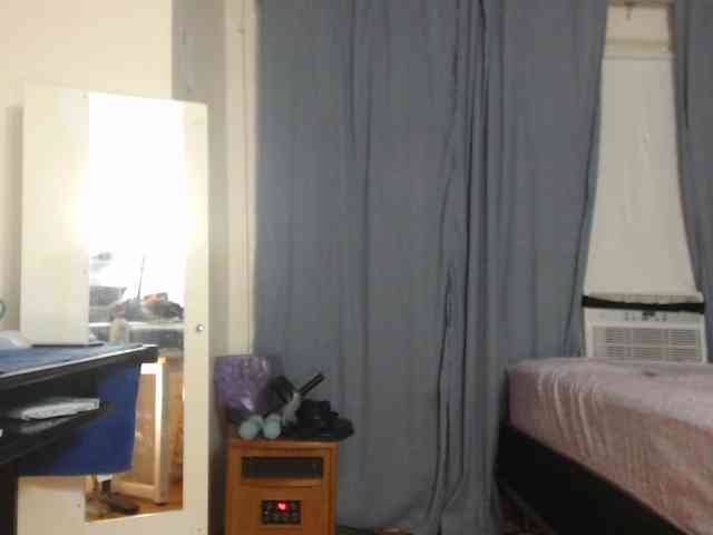 FIXMYASSTOO webcam