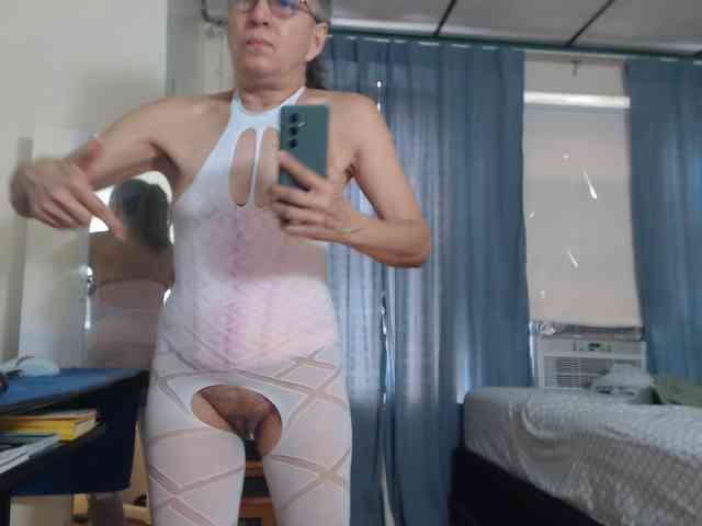 FIXMYASSTOO webcam