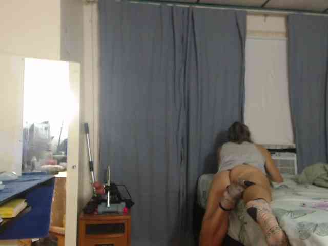 FIXMYASSTOO webcam