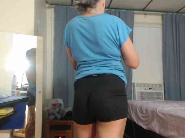FIXMYASSTOO webcam