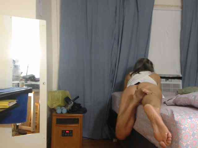FIXMYASSTOO webcam