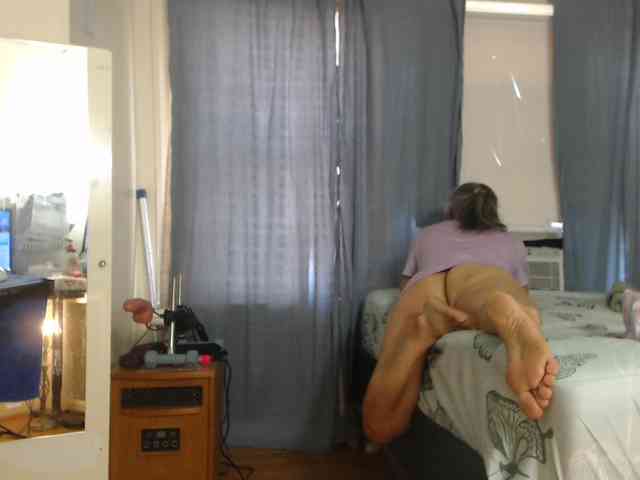 FIXMYASSTOO webcam