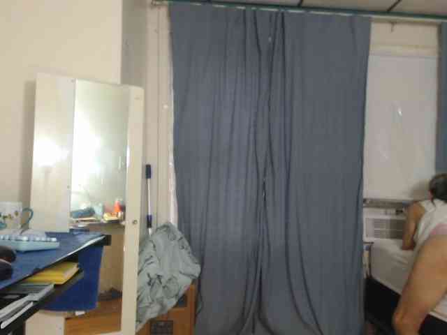 FIXMYASSTOO webcam