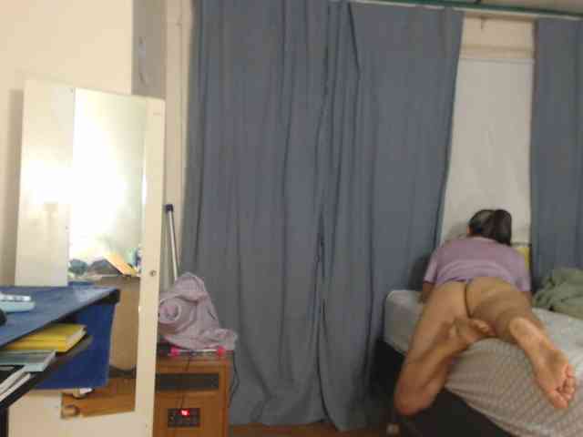 FIXMYASSTOO webcam
