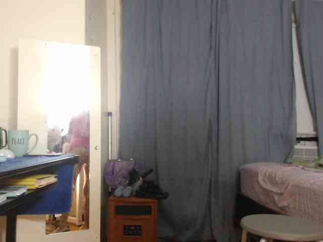 FIXMYASSTOO webcam