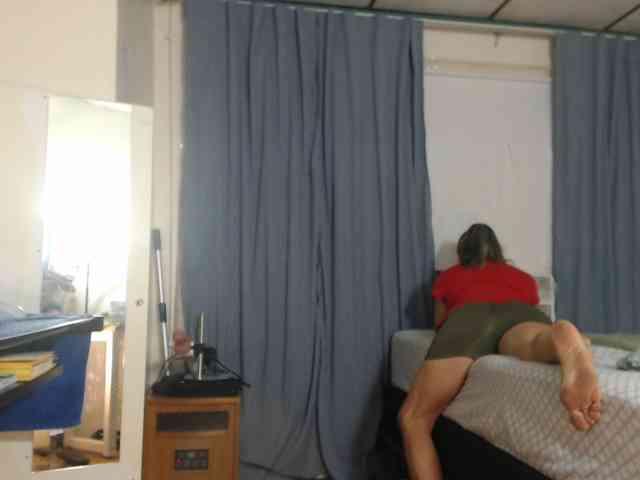 FIXMYASSTOO webcam