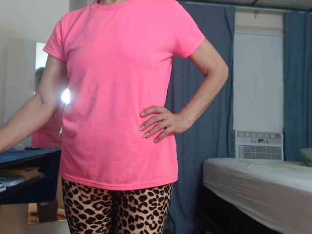 FIXMYASSTOO webcam