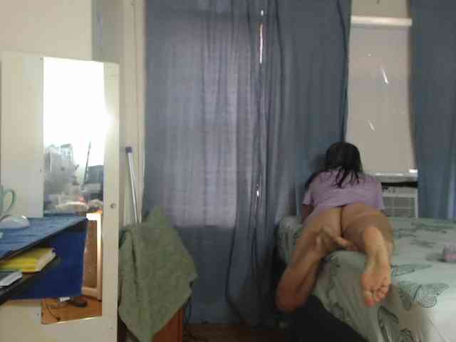 FIXMYASSTOO webcam