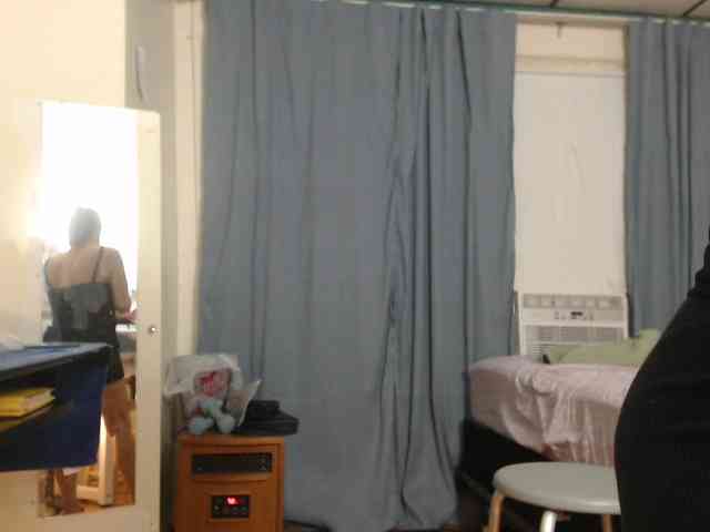 FIXMYASSTOO webcam