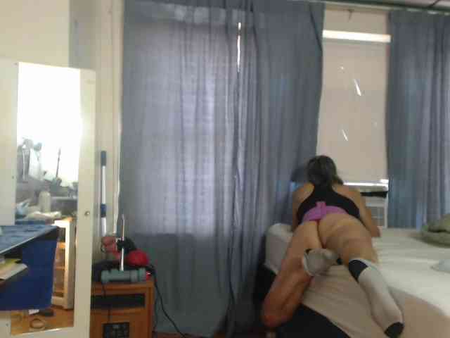 FIXMYASSTOO webcam