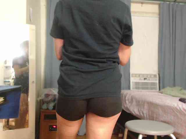 FIXMYASSTOO webcam