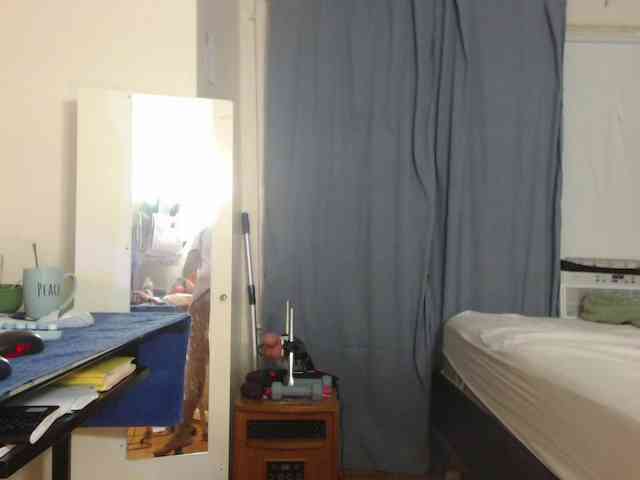 FIXMYASSTOO webcam