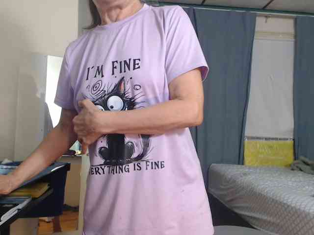 FIXMYASSTOO webcam