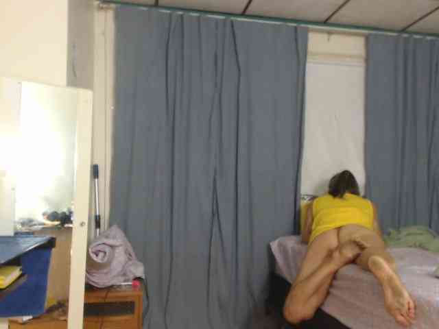 FIXMYASSTOO webcam