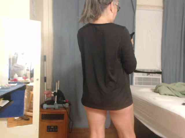 FIXMYASSTOO webcam