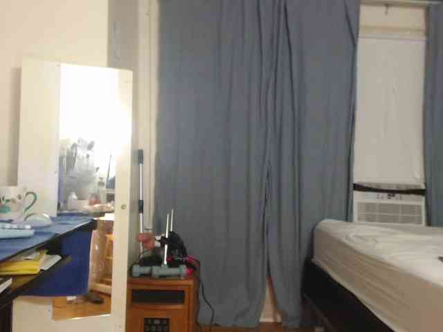 FIXMYASSTOO webcam