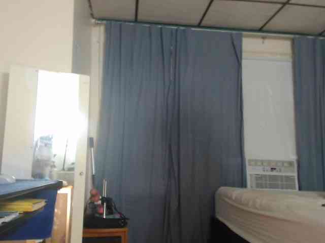 FIXMYASSTOO webcam