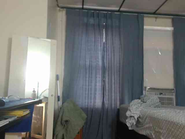 FIXMYASSTOO webcam