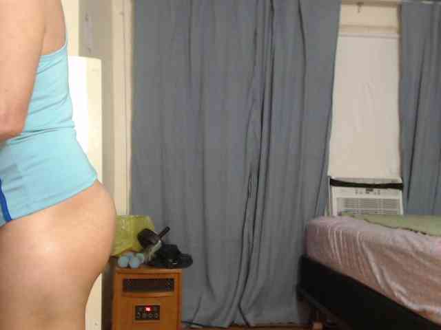 FIXMYASSTOO webcam
