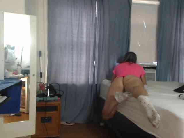 FIXMYASSTOO webcam