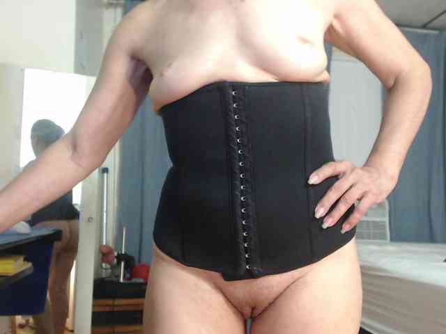 FIXMYASSTOO webcam