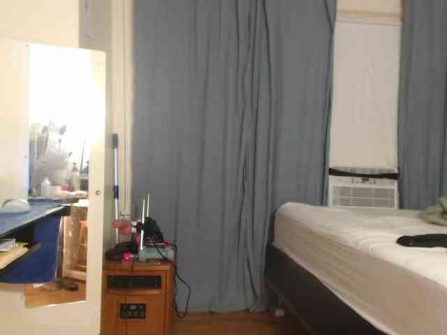 FIXMYASSTOO webcam