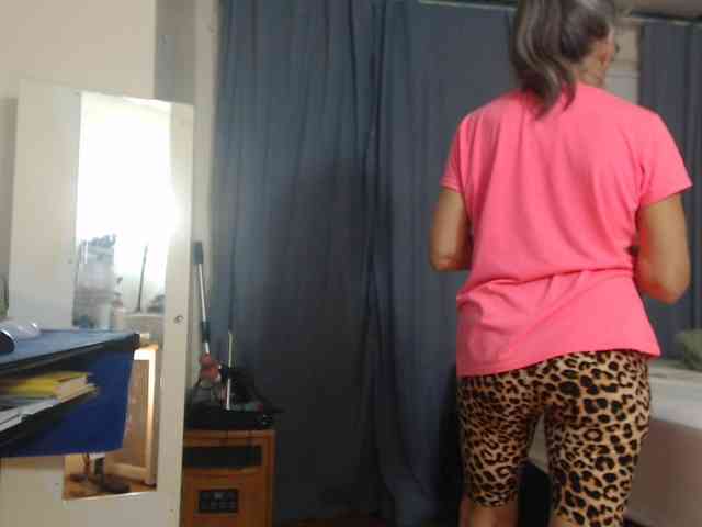 FIXMYASSTOO webcam