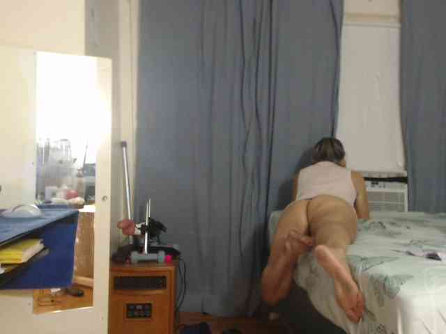 FIXMYASSTOO webcam